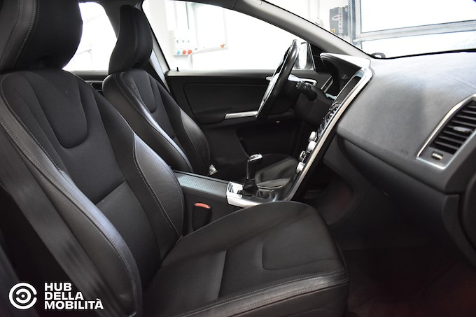 VOLVO XC60 D4 Momentum